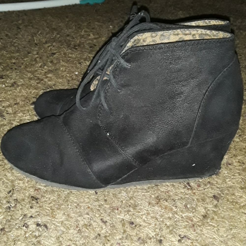 Wedges - Picture 2 of 2